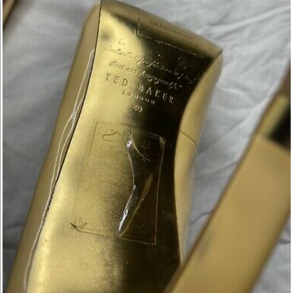 Ted Baker Nude/ Beige Patent Leather Peep Toe Platform High Heels - Picture 10 of 12